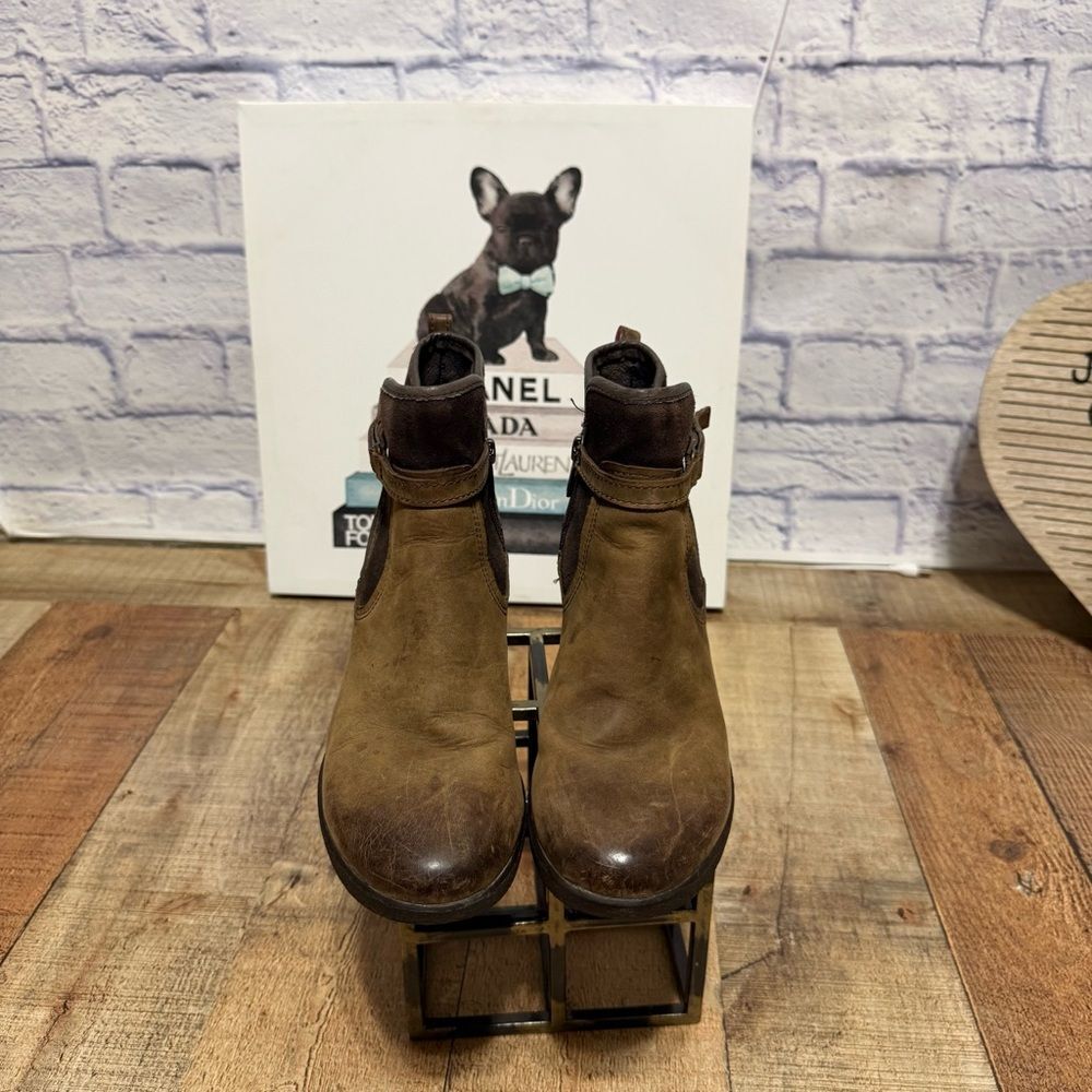 Ugg Australia Womens Emalie Brown Leather Ankle Bootie Wedge Boots Shoes size 8 - Picture 4 of 14